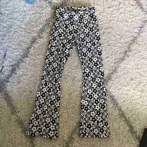 White & Black flower print flair pants